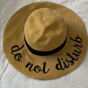 DND Beach Sun Hat- WORN ONCE
